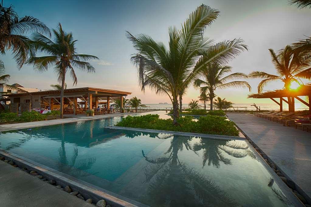Marea Beachfront Villas Zihuatanejo Faciliteiten foto